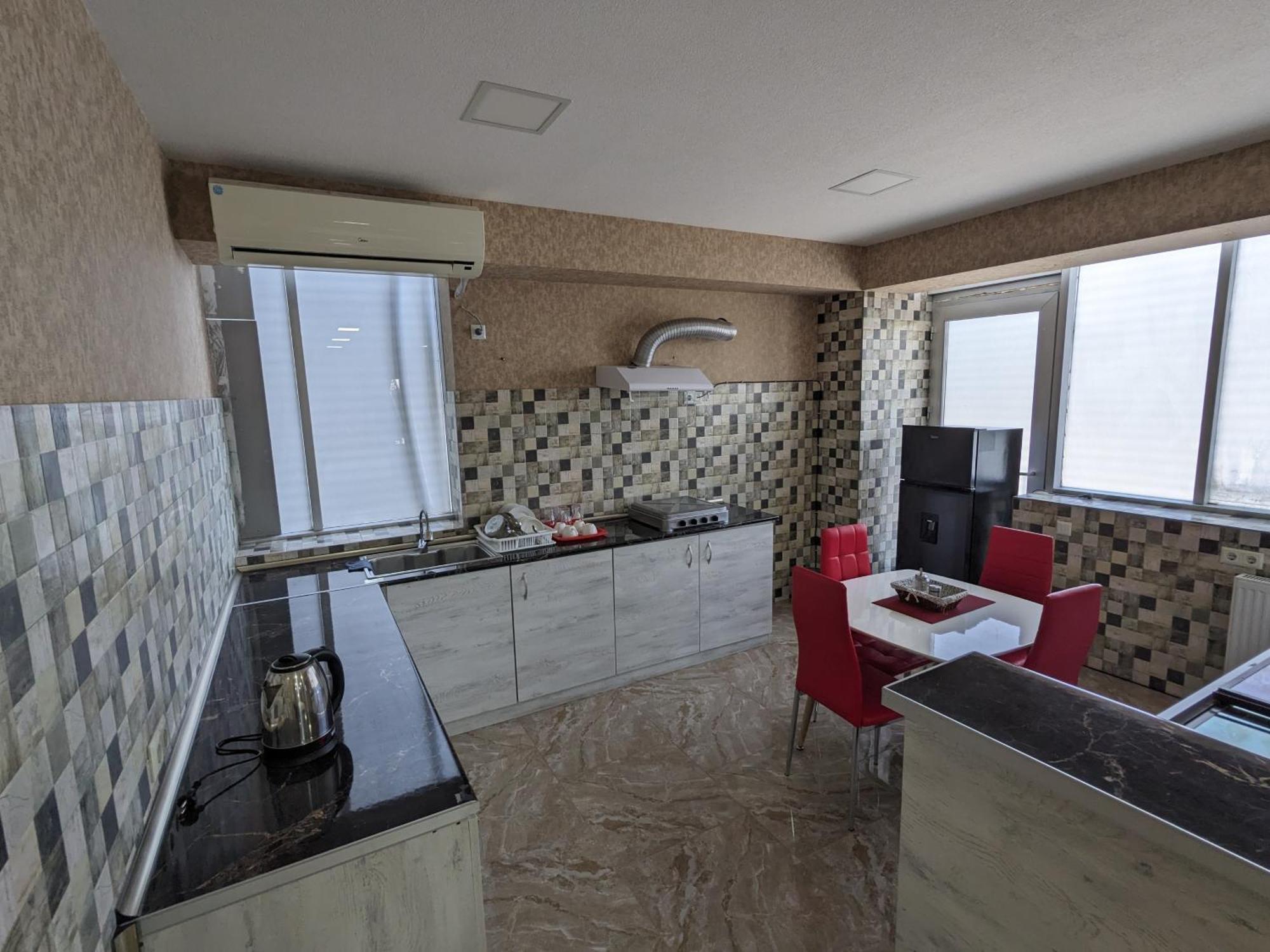Sresidence Tbilisi Esterno foto