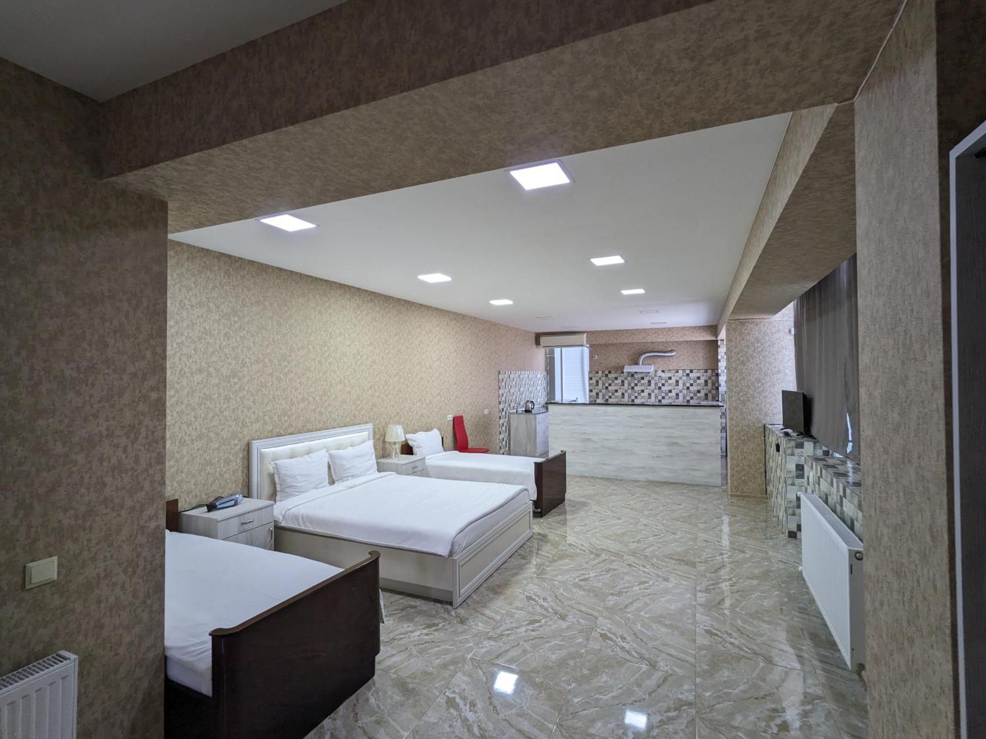 Sresidence Tbilisi Esterno foto