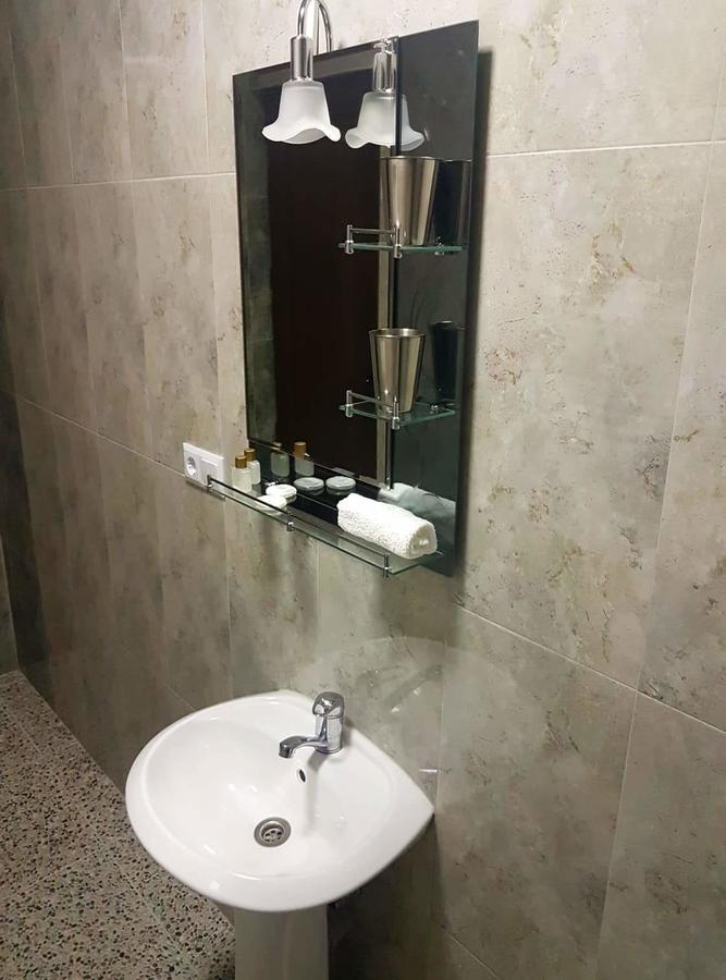 Sresidence Tbilisi Esterno foto