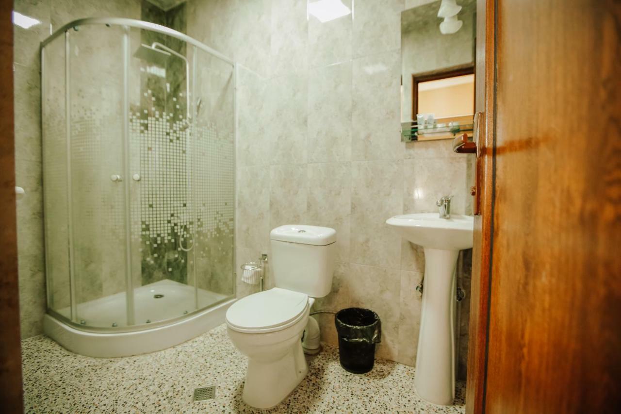 Sresidence Tbilisi Esterno foto