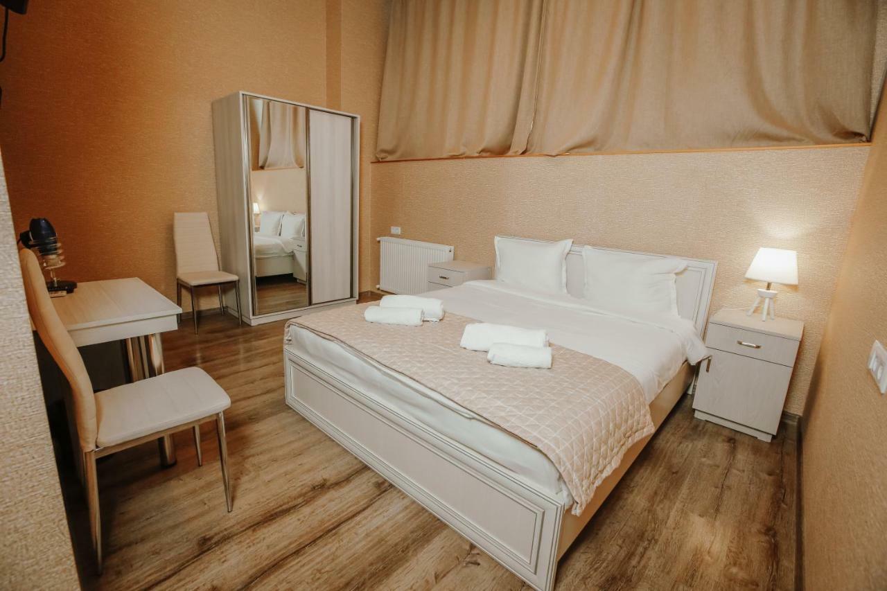 Sresidence Tbilisi Esterno foto