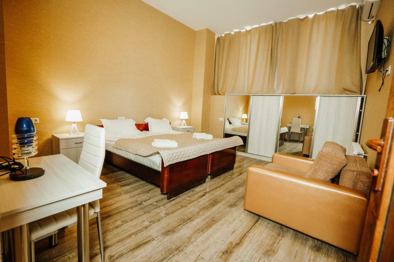 Sresidence Tbilisi Esterno foto