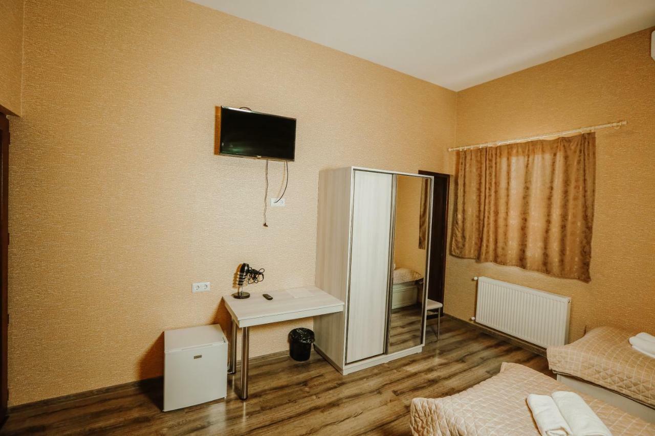 Sresidence Tbilisi Esterno foto